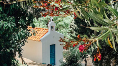 Το Where Life is Great παραθέτει τα «11 καλύτερα μέρη του κόσμου που πρέπει να επισκεφτείς το 2025»- Στην κορυφή ένα Κυκλαδίτικο νησί