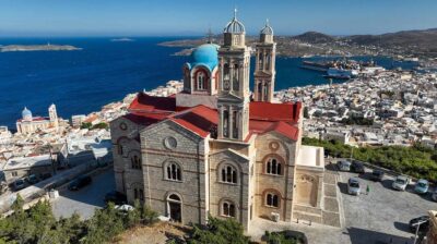 Η Σύρος σε δύο σημαντικές βρετανικές δημοσιεύσεις με στοχευμένη προβολή σε κοινό υψηλής τουριστικής αξίας