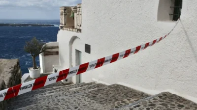 Ισχυροί σεισμοί στις Κυκλάδες – 5,3 Ρίχτερ το βράδυ, νέος σεισμός 5 Ρίχτερ λίγο μετά τα μεσάνυχτα