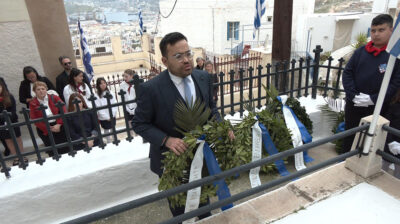 Άνω Σύρος: Με κάθε επισημότητα και λαμπρότητα εορτάστηκε η Εθνική εορτή της 25ης Μαρτίου 1821 (φωτος)