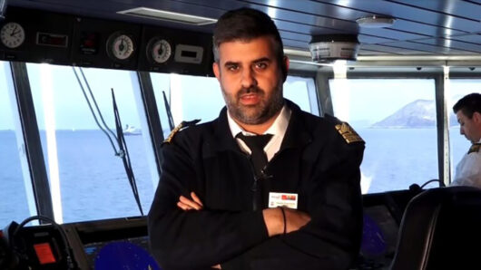 Η κάμερα της ΕΡΤ3 στο πλοίο «Blue Star Naxos» της γραμμής Νάξος-Πειραιάς