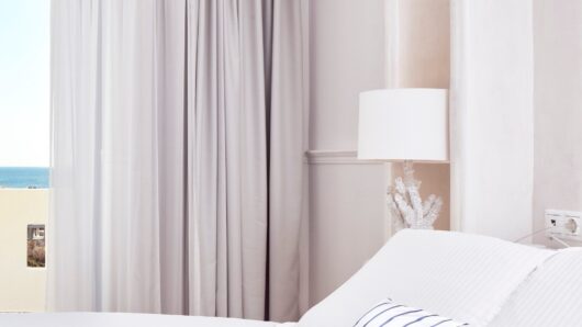 LAGOS MARE HOTEL:  Front office receptionist – reservations – Full time job (6 months in Naxos – 6 months teleworking)