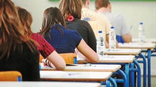 Ξενοφών Βαμβακερός: «Τιτάνιο έργο οι Πανελλαδικές στις Κυκλάδες – 29 εξεταστικά κέντρα στο νομό»