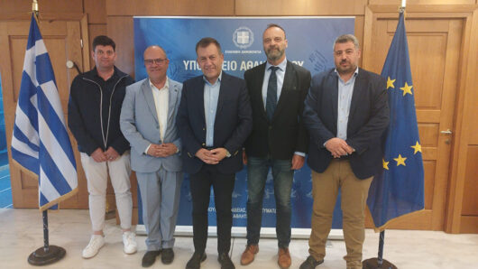 Συνάντηση του Υπ. Αθλητισμού, Γ. Βρούτση, με τον Δήμαρχο Σύρου Ερμούπολης Αλέξη Αθανασίου για το μέλλον των αθλητικών εγκαταστάσεων του νησιού