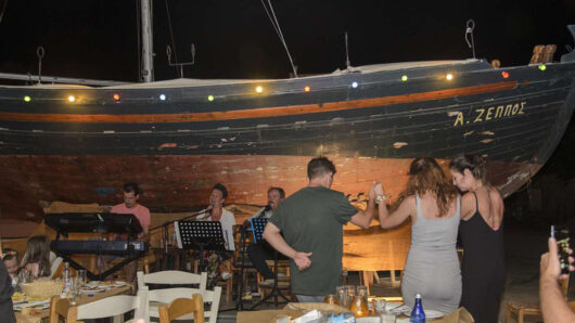 Αμοργός: Άδεια παράτασης ωραρίου μουσικής καταστημάτων έτους 2025