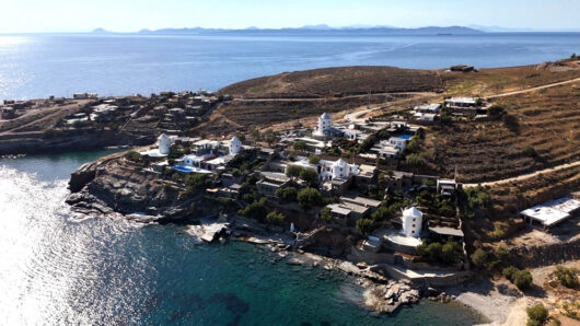 Κέα: Ιστιοφόρο με τρεις Γάλλους παρουσίασε μηχανική βλάβη έξω από το Βουρκάρι