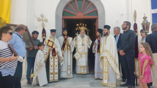 Η Κυριακή της Πεντηκοστής στον Καλόξυλο της Νάξου