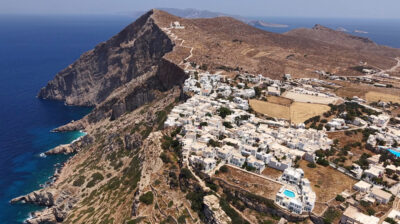 «Όσο κρατάει το φως»: Η Φολέγανδρος γίνεται σκηνικό ενός ξεχωριστού κινηματογραφικού ταξιδιού