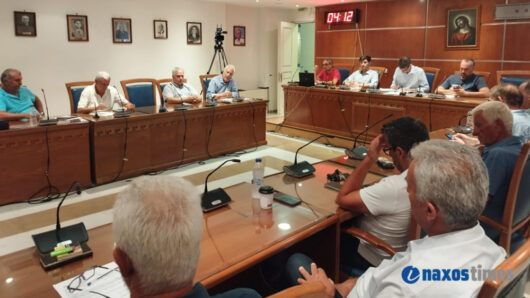 Νάξος: Ανοιχτή συνάντηση για το νέο Χωροταξικό των ΑΠΕ – Συντονίζονται οι επόμενες ενέργειες
