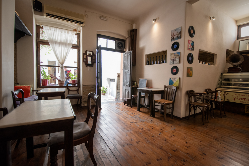 Dolce Vita Χαλκί