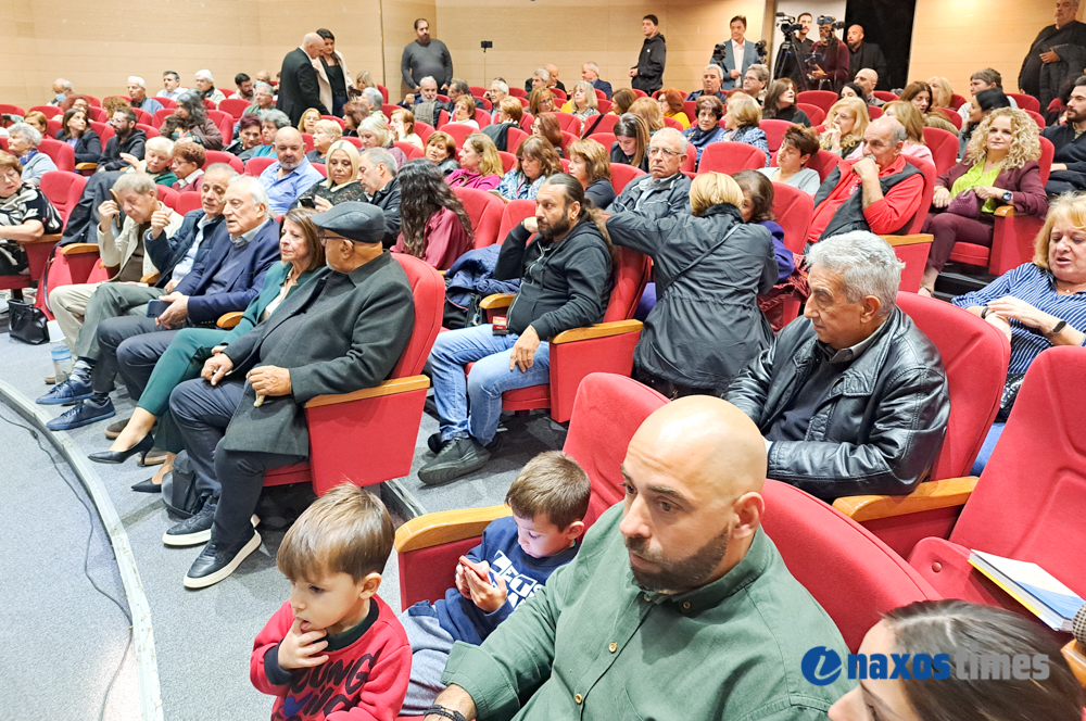 Θανάσης Περιστεράκης