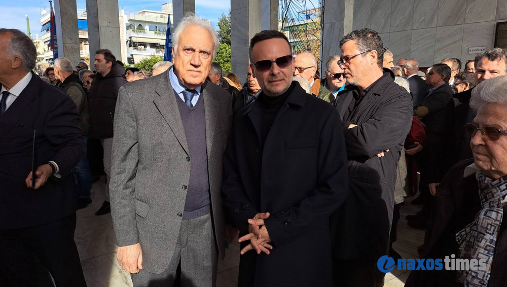 Κηδεία Μανώλης Πρωτονοτάριος