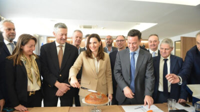 Τρίτη διαδοχική χρονιά-ρεκόρ και προτεραιότητες για τον ελληνικό τουρισμό