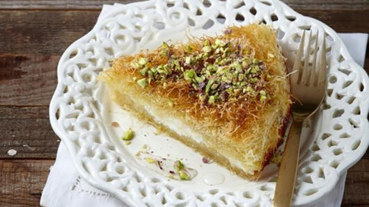 Κιουνεφέ, το σιροπιαστό γλυκό της Πόλης