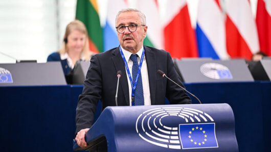 Επίτροπος Γιόργκενσεν προς Γ. Μανιάτη: «Η Επιτροπή στηρίζει οικονομικά και γεωπολιτικά το καλώδιο. Ελλάδα και Κύπρος να προχωρήσουν άμεσα στην υλοποίησή του»