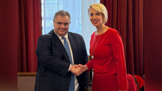 Με τη σφραγίδα της Κατερίνας Μονογυιού και του Δήμου Μυκόνου: 17,5 εκ. ευρώ για έργα πνοής στο νησί