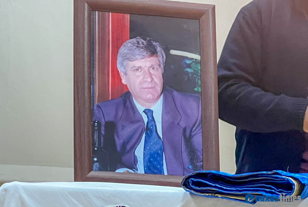 Στην εκδήλωση παρευρέθηκαν ιερείς –εκπρόσωποι των Μητροπόλεων Θηβών, Λειβαδίας και Αυλίδος, καθώς και Παροναξίας–, εκπροσωπώντας τον Μητροπολίτη Θηβών, Λεβαδείας και Αυλίδος κ. Γεώργιο και τον Μητροπολίτη Παροναξίας κ. Καλλίνικο.