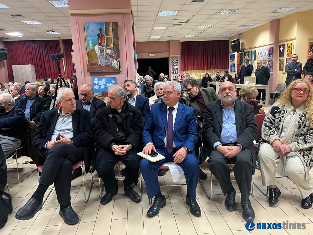 Στην εκδήλωση παρευρέθηκαν ιερείς –εκπρόσωποι των Μητροπόλεων Θηβών, Λειβαδίας και Αυλίδος, καθώς και Παροναξίας–, εκπροσωπώντας τον Μητροπολίτη Θηβών, Λεβαδείας και Αυλίδος κ. Γεώργιο και τον Μητροπολίτη Παροναξίας κ. Καλλίνικο.