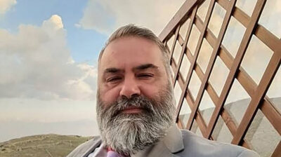 Αρτέμης Ρουσσουνέλος για εκλογές συνέδρων: “Να δώσουμε τον καλύτερο εαυτό μας και ελπίδα στο ΠΑΣΟΚ και την χώρα”