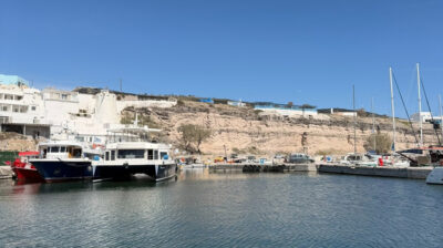 Σαντορίνη: Αγιασμός για την έναρξη υλοποίησης του έργου «Θαλάσσια Πύλη Διαφυγής στο Λιμανάκι της Βλυχάδας»