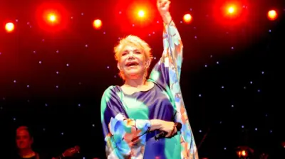 Μαρινέλλα: Πέθανε η μεγάλη κυρία του ελληνικού τραγουδιού