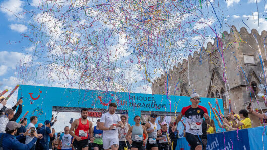 Νέα εποχή για τον Μαραθώνιο Ρόδου με ρεκόρ συμμετοχών και ρεκόρ από τον Παναγιώτη Καραϊσκο