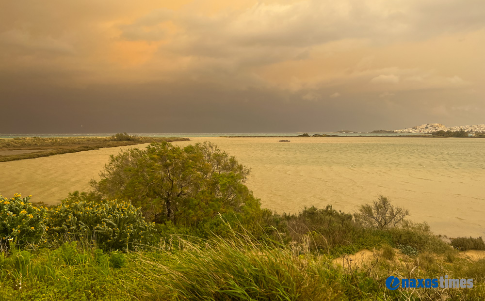 Αφρικανική σκόνη λασποβροχή Νάξος