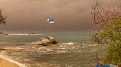 Καιρός: Αποπνικτικό το σκηνικό τα επόμενα 24ωρα με μείγμα σκόνης και υψηλών θερμοκρασιών