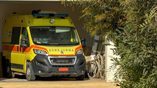 Σοκ στο Κουφονήσι: Αιφνίδιος θάνατος 23χρονης τουρίστριας στις διακοπές της