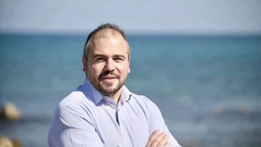 Ευχαριστήρια επιστολή του Φίλιππου Φόρτωμα προς τον Αθανάσιο Μαρτίνο για την κάλυψη στεγαστικών αναγκών γιατρών στην Τήνο