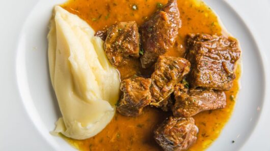 Μοσχάρι λεμονάτο, η κλασική συνταγή