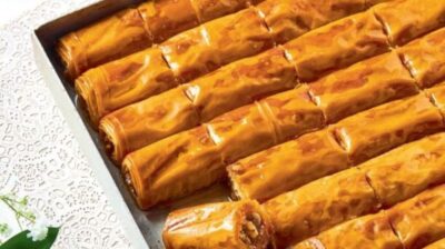 Μπακλαβαδάκια νηστίσιμα με δυο ξηρούς καρπούς