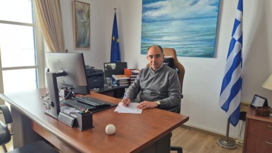 Υπογραφή νέας σύμβασης παροχής υπηρεσιών για την φόρτωση και μεταφορά ογκωδών αντικειμένων Δήμου Πάρου