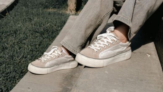 Casual Shoe Trends: Το Απόλυτο Στυλ για Κάθε Ώρα της Ημέρας