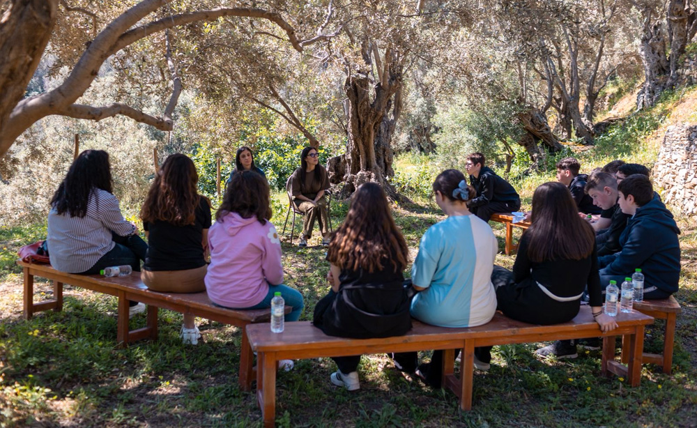 Μαθητές γυμνασίου Τριπόδων - Κάμπονες