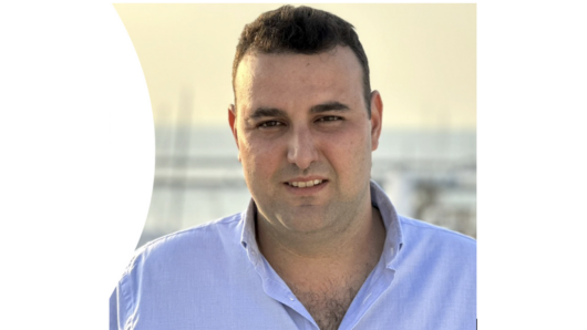 Μιχάλης Σέργης: «Τα βουνά της Νάξου δεν είναι εμπόρευμα – Ποιος πραγματικά ωφελείται από τις ανεμογεννήτριες;»