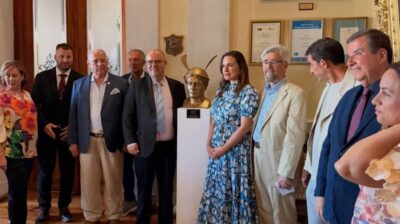 Σύρος: Διεθνής αναγνώριση της τουριστικής στρατηγικής του Δήμου από το Travel and Tour World