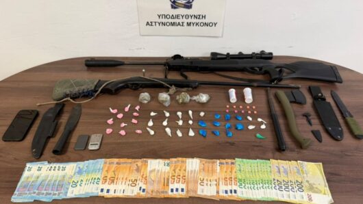 Συνελήφθη αλλοδαπός για διακίνηση ναρκωτικών και παράνομη οπλοκατοχή στη Μύκονο