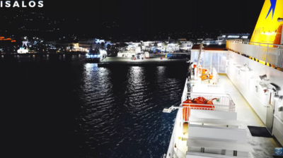 Γρήγορο ρεμέτζο στην Πάρο από το Blue Star Naxos – Εντυπωσιακοί χειρισμοί στο λιμάνι