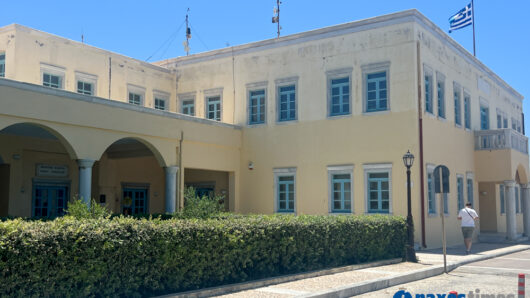 Νάξος: Στη Δημοτική Επιτροπή το κτίριο πολλαπλών χρήσεων του ΕΠΑΛ και πάρκινγκ σε τρία χωριά