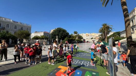 Με επιτυχία ολοκληρώθηκε η εκδήλωση βράβευσης του Σχολικού Μαραθωνίου Ανακύκλωσης στον Δήμο Σύρου – Ερμούπολης