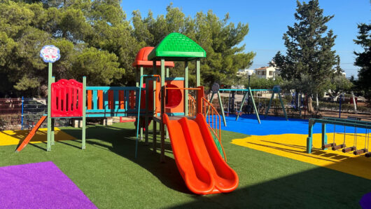 Νάξος: Νέες παιδικές χαρές σε Γαλήνη, Ζωοδόχο Πηγή, Δαμαριώνα και Χαλκί