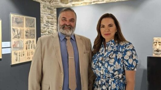 Αρτέμης Ρουσσουνέλος: «Η έκθεση του Θεόδωρου Παπαγιάννη αποτελεί κόσμημα για τη Σύρο»