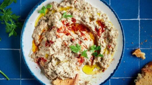 Baba ghanoush: Η καπνιστή μελιτζανοσαλάτα με ταχίνι που κλέβει την παράσταση