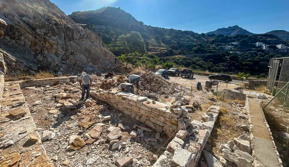 Μπάλες Μονή