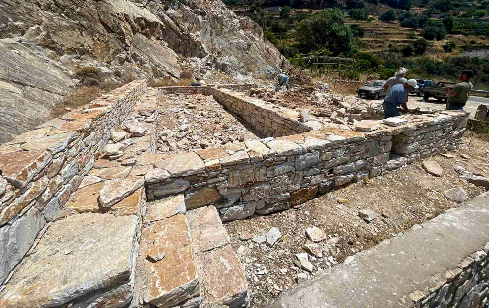 Μπάλες Μονή