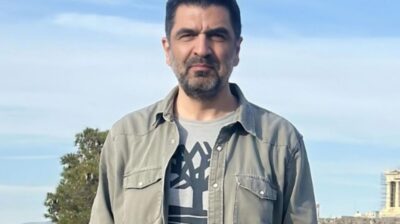 Ο Μάκης Τσίτας στην Πάρο για συνάντηση με το αναγνωστικό κοινό
