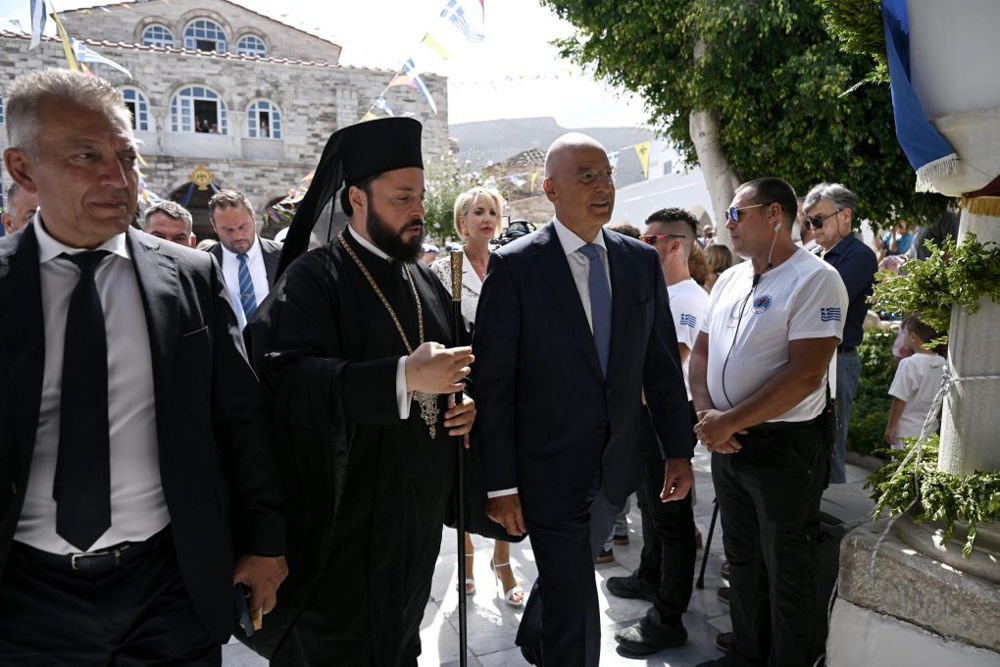 Παναγία Εκατονταπυλιανή 2026