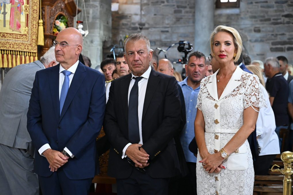 Παναγία Εκατονταπυλιανή 2026