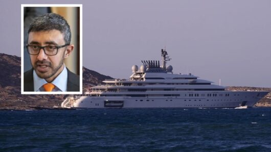 Πάρος: Ο πανίσχυρος σεΐχης των ΗΑΕ επέστρεψε με το «πλωτό παλάτι» των 147 μέτρων